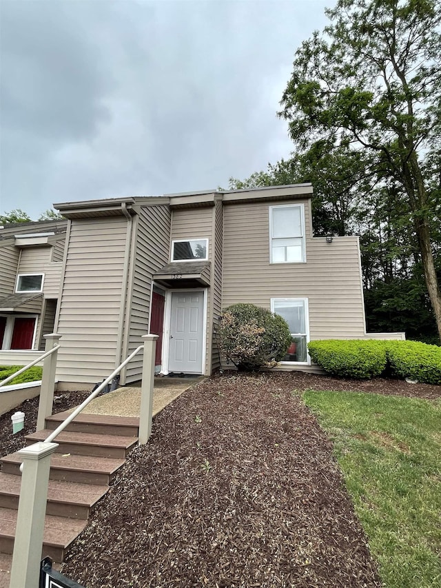1382 Bradley Dr, Harrisonburg, VA 22801 - view of front of home