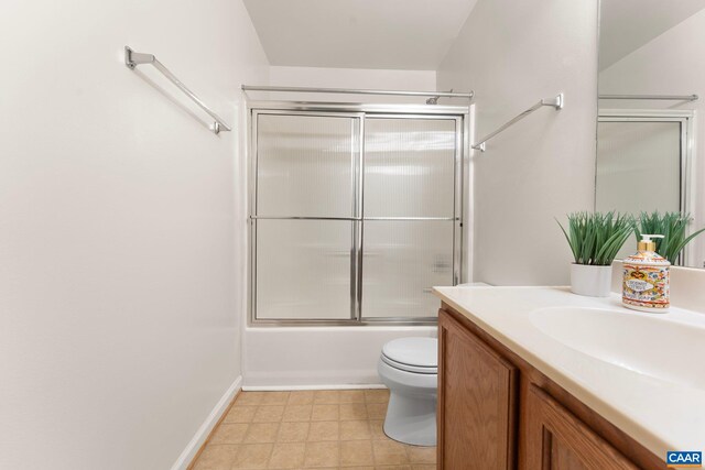 941 Warwick Ct, Charlottesville, VA 22901 - full bathroom with vanity and enclosed tub / shower combo