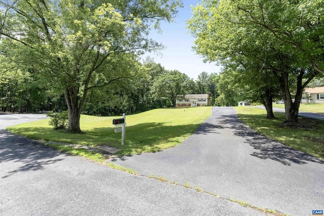2612 Lawrence Rd, Charlottesville, VA 22901 - view of asphalt driveway