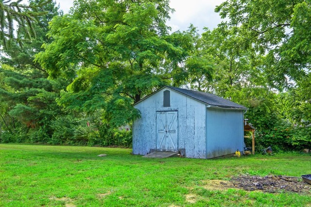 860 Maryland Ave, Waynesboro, VA 22980 - photo 27