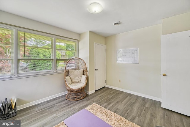 102 Washington St E, Remington, VA 22734 - sitting room featuring wood finished floors and baseboards