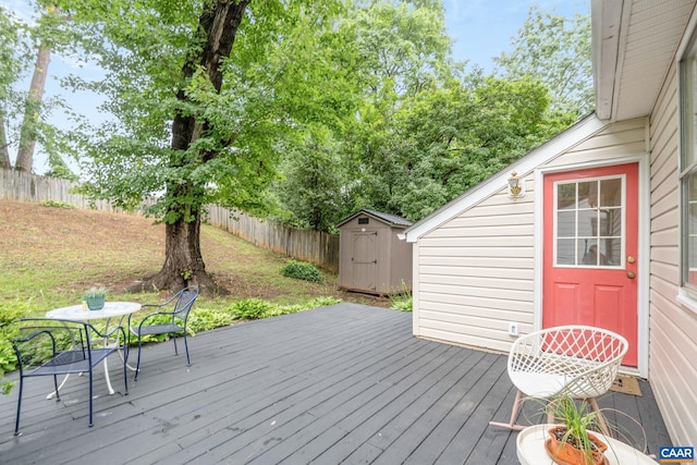 1605 Oakleaf Ln, Charlottesville, VA 22903 - deck featuring a storage unit