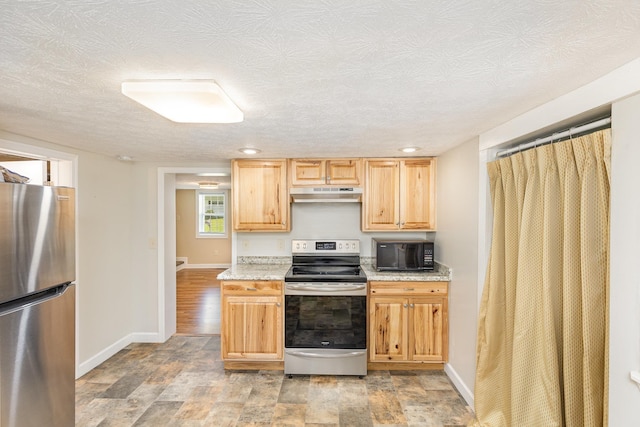 406 6th St, Luray, VA 22835 - photo 10