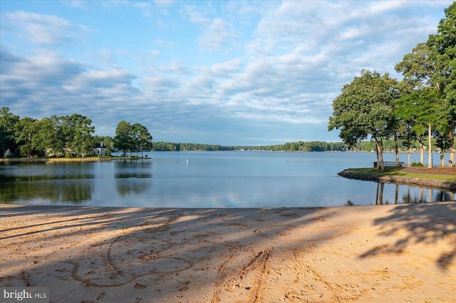 111 Independence St, Locust Grove, VA 22508 - water view