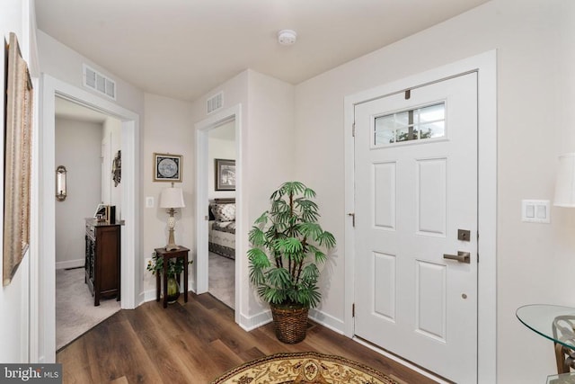 35079 Orchid Ln, Locust Grove, VA 22508 - entryway with dark wood-style flooring and baseboards