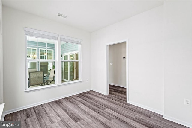 6607 Golden Pheasant Run, Fredericksburg, VA 22407 - empty room featuring wood finished floors and baseboards