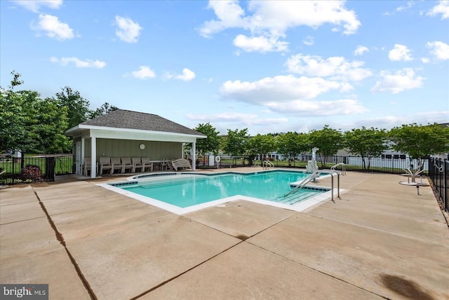 6607 Golden Pheasant Run, Fredericksburg, VA 22407 - community pool with a patio area