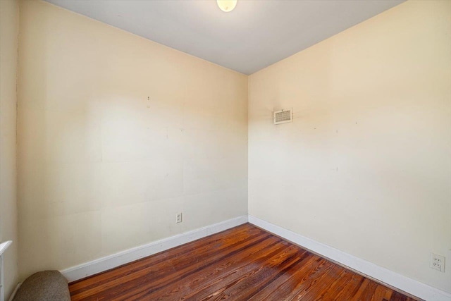 419 College Cir, Staunton, VA 24401 - empty room with baseboards and wood finished floors