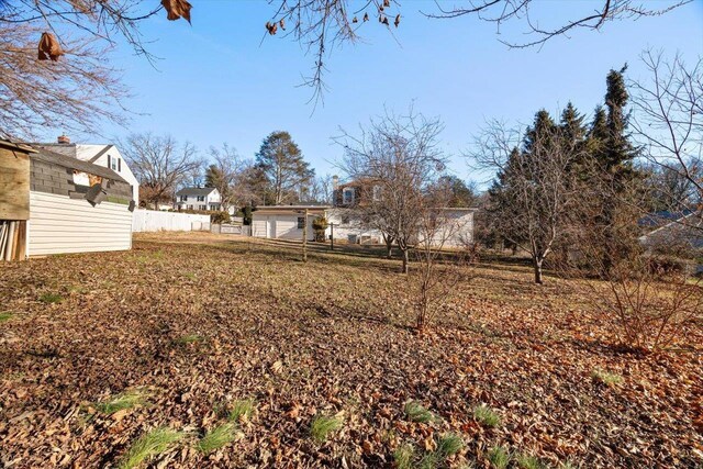 419 College Cir, Staunton, VA 24401 - view of yard