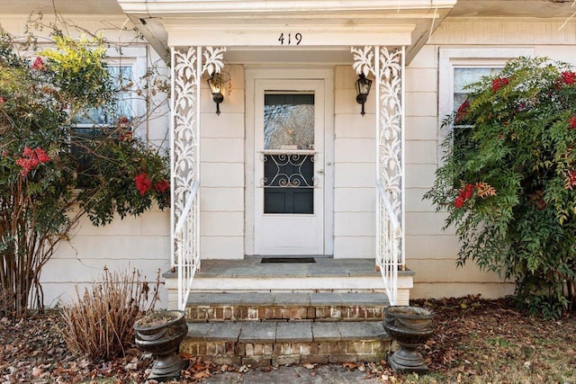 419 College Cir, Staunton, VA 24401 - view of doorway to property