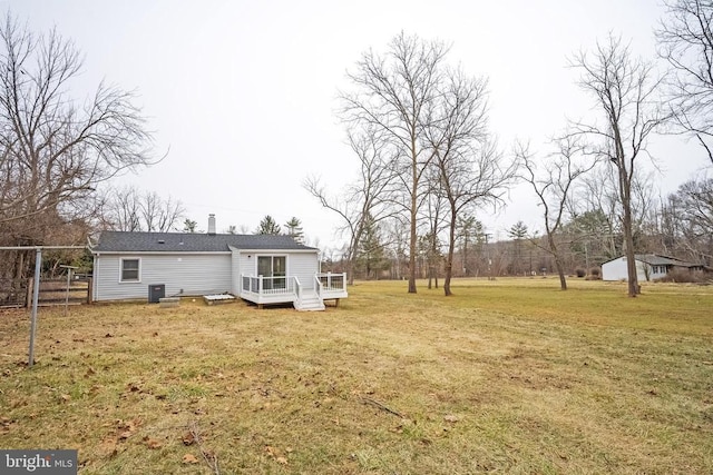 view of yard featuring a wooden deck