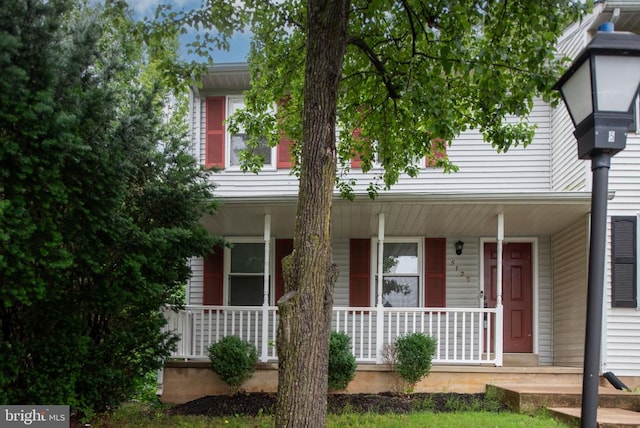 5122 Redbud Rd, Fredericksburg, VA 22407 - townhome / multi-family property featuring covered porch