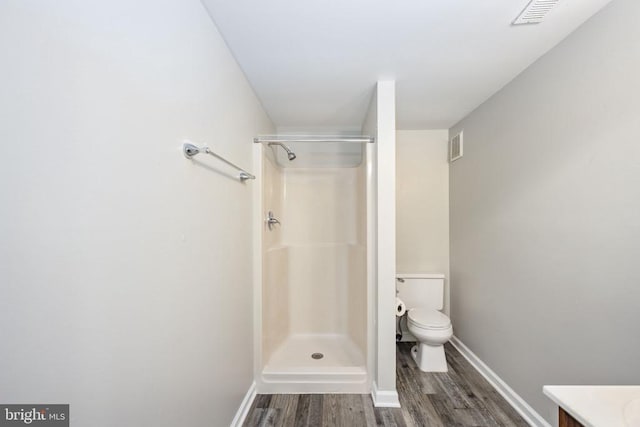 5122 Redbud Rd, Fredericksburg, VA 22407 - bathroom featuring wood finished floors, a shower, and vanity