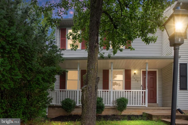 5122 Redbud Rd, Fredericksburg, VA 22407 - view of front of home with a porch