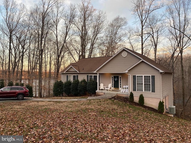 6029 Lost Cove Dr, Mineral, VA 23117 - ranch-style home with a porch