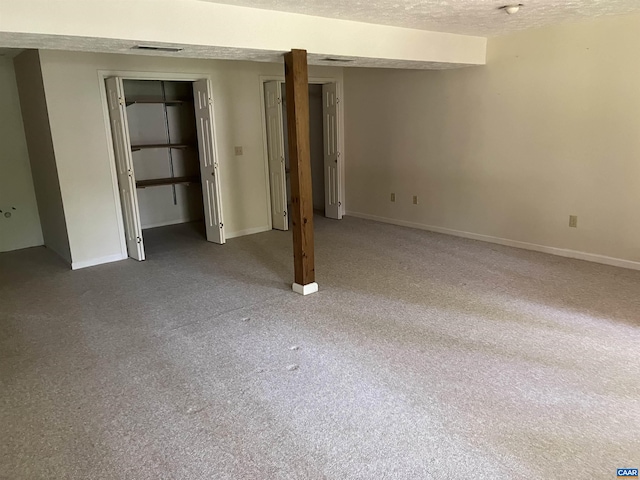 7 Englewood Dr, Palmyra, VA 22963 - unfurnished bedroom featuring carpet floors, a textured ceiling, and a closet