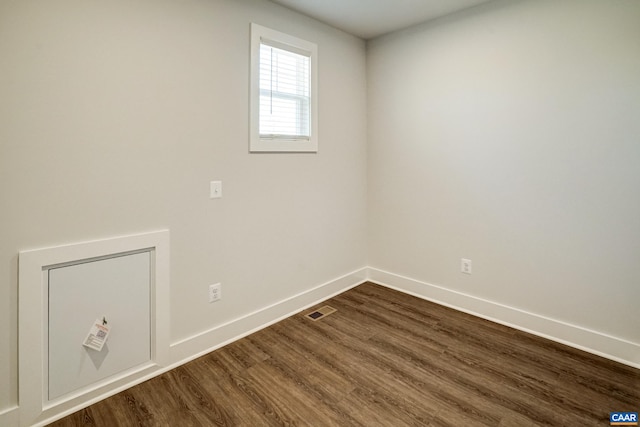 1658 Koch Ct, Charlottesville, VA 22911 - empty room featuring visible vents, dark wood-style flooring, and baseboards
