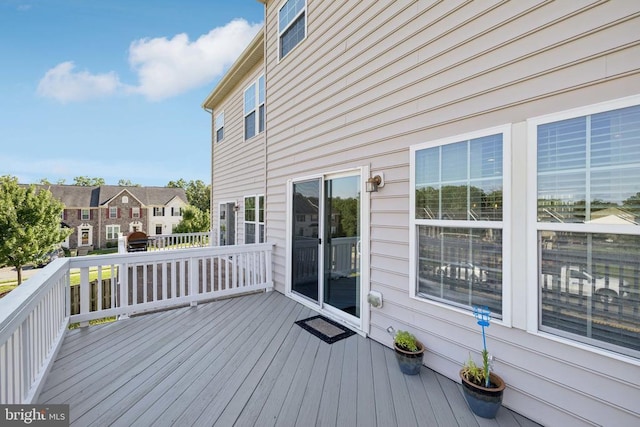 3103 Alliance Ct, Fredericksburg, VA 22408 - view of wooden terrace