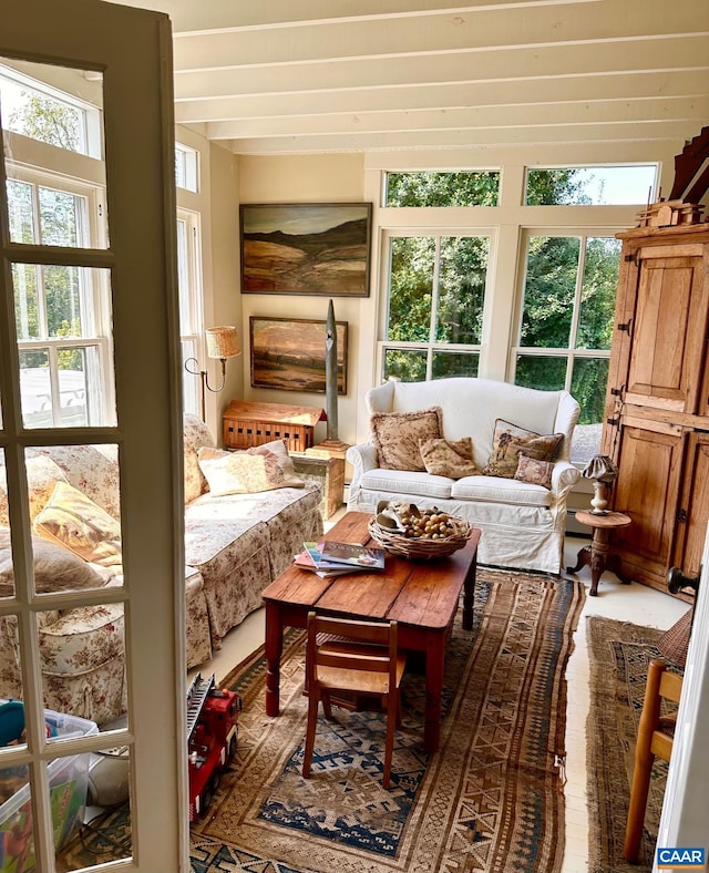 view of sunroom / solarium
