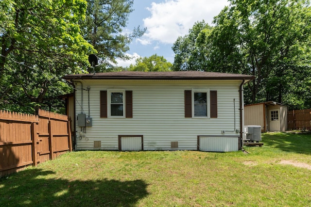 143 Pkin Ln, Raphine, VA 24472 - rear view of house with a shed