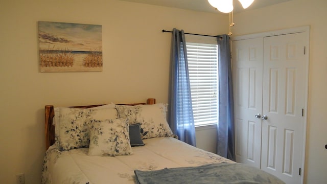 bedroom with a closet