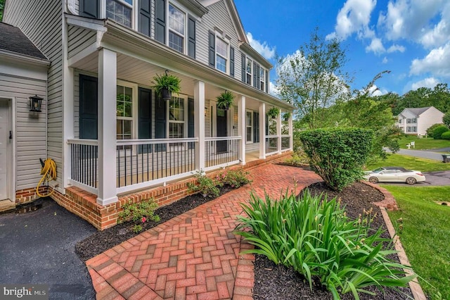 10502 Watford Ln, Fredericksburg, VA 22408