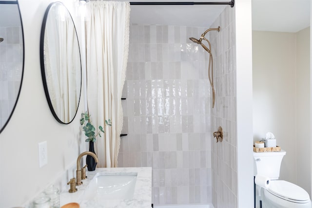 519 Arpia St, Lexington, VA 24450 - bathroom with toilet, a tile shower, and vanity
