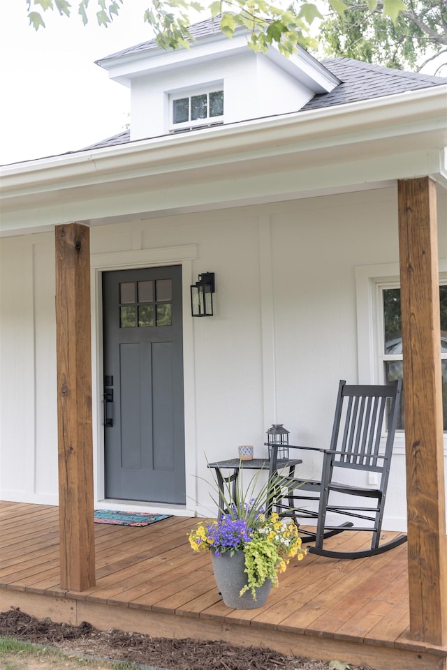 519 Arpia St, Lexington, VA 24450 - property entrance with a shingled roof and a porch