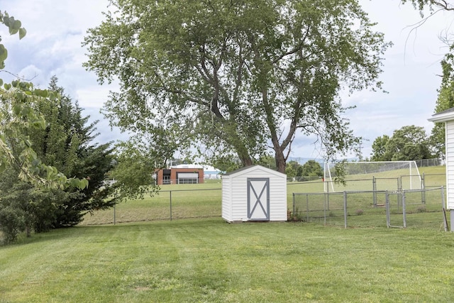 519 Arpia St, Lexington, VA 24450 - view of yard