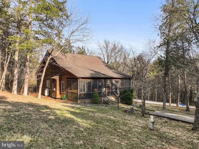 6005 Page Valley Rd, Luray, VA 22835 - back of property featuring a sunroom and a lawn