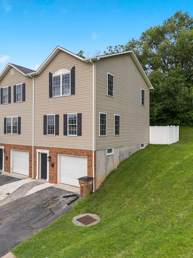 425 Maryland Ave, Shenandoah, VA 22849 - photo 1
