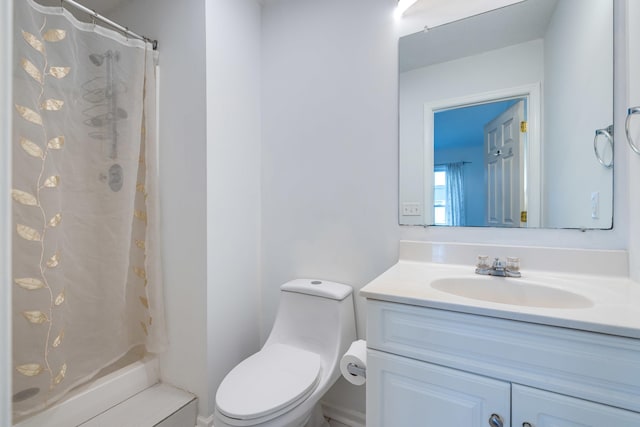1045 Alexander Hamilton Ln, Harrisonburg, VA 22802 - full bathroom with vanity, toilet, and a shower with shower curtain