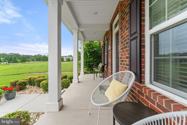 12804 Monterey Ct, Fredericksburg, VA 22407 - porch with a lawn