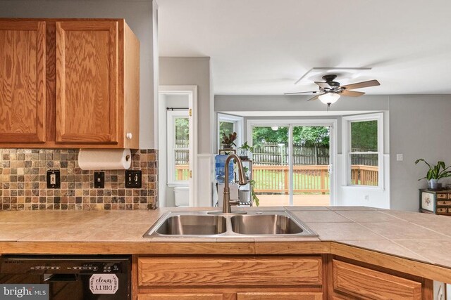 9522 Hickory Hill Dr, Fredericksburg, VA 22408 - photo 19