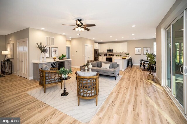 92 Mill Run, Bumpass, VA 23024 - living room with visible vents, recessed lighting, light wood finished floors, ceiling fan, and baseboards