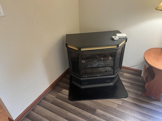 detailed view of wood finished floors and baseboards