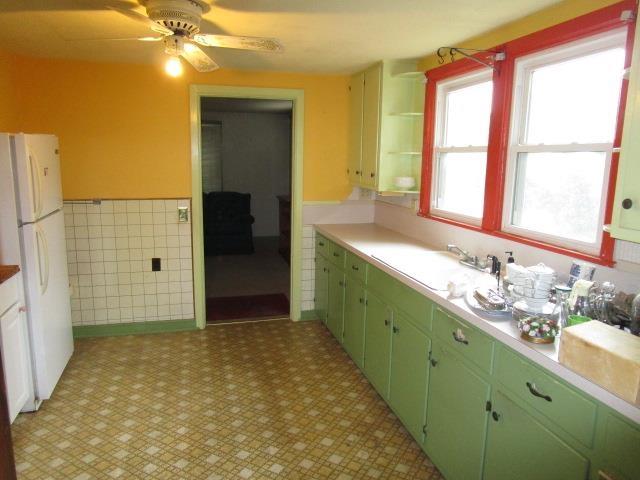 106 Grubert Ave, Staunton, VA 24401 - photo 8