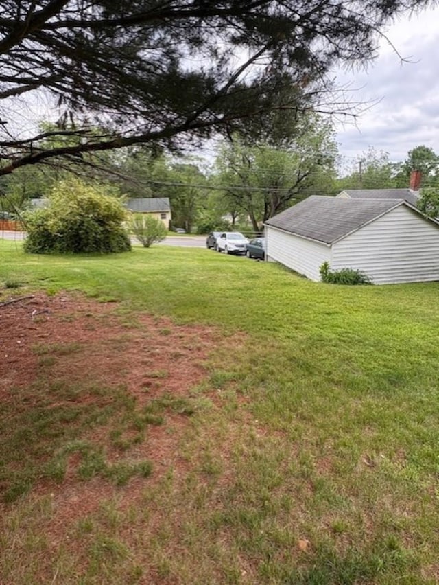 106 Grubert Ave, Staunton, VA 24401 - view of green lawn