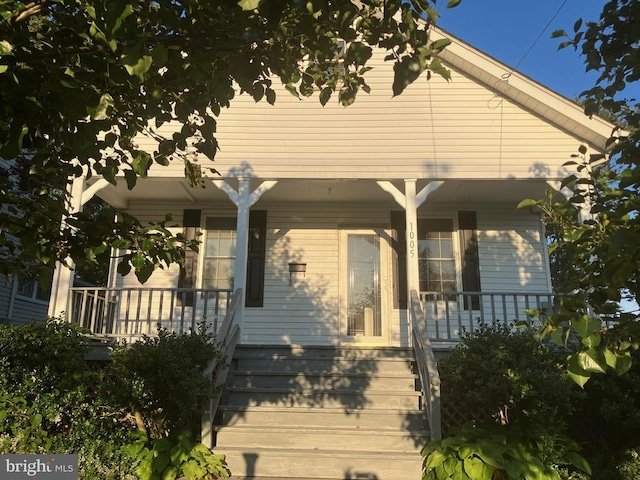 1005 Terrace St, Culpeper, VA 22701 - view of front of property featuring a porch and stairs