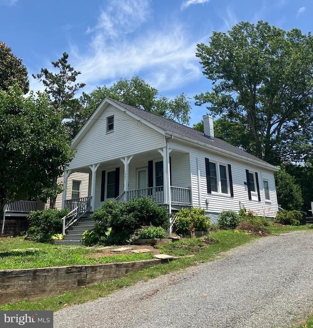 1005 Terrace St, Culpeper, VA 22701 - view of front of property featuring a chimney and a porch