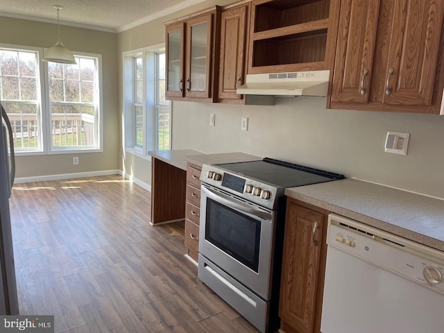 18393 Gaskins Ln, Jeffersonton, VA 22724 - kitchen featuring brown cabinetry, crown molding, electric stove, under cabinet range hood, and white dishwasher