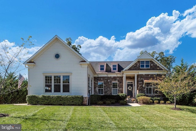 11407 Osprey Trl, Spotsylvania, VA 22551 - craftsman house featuring stone siding and a front yard