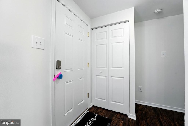 838 Oak Leaf Ct, Warrenton, VA 20186 - photo 2