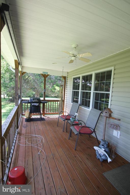 225 Lakeview Dr, Mineral, VA 23117 - photo 3