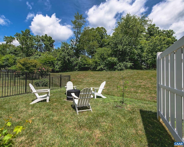 142 Junction Ln, Charlottesville, VA 22902 - view of yard with a fire pit