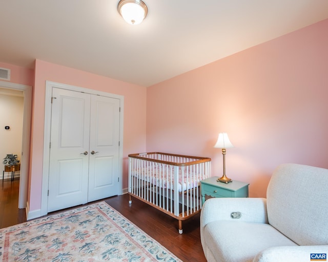 142 Junction Ln, Charlottesville, VA 22902 - bedroom featuring wood finished floors and a closet