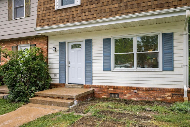 1114 Mountain View Dr, Harrisonburg, VA 22801 - property entrance with roof with shingles