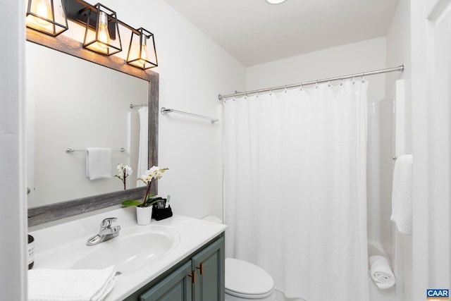 57 Pounding Branch Rd, Afton, VA 22920 - bathroom with curtained shower, vanity, and toilet