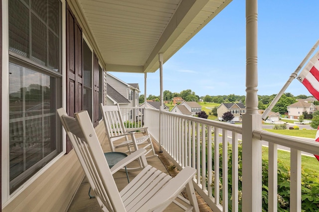 118 Wexford St, Staunton, VA 24401 - balcony featuring a residential view