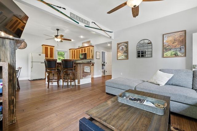 123 Fishermans Ln, Luray, VA 22835 - living room featuring a ceiling fan, vaulted ceiling, wood finished floors, and recessed lighting